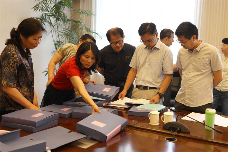 1597289935607049.jpg 018fe884c37983b415ea568160cbb5c.jpg